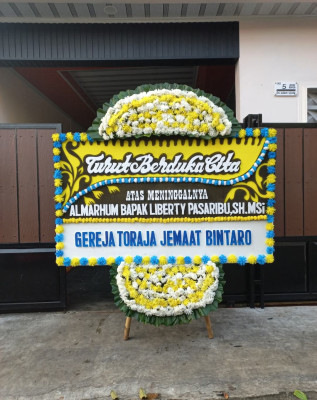 Papan Bunga Duka di Ratu Jaya